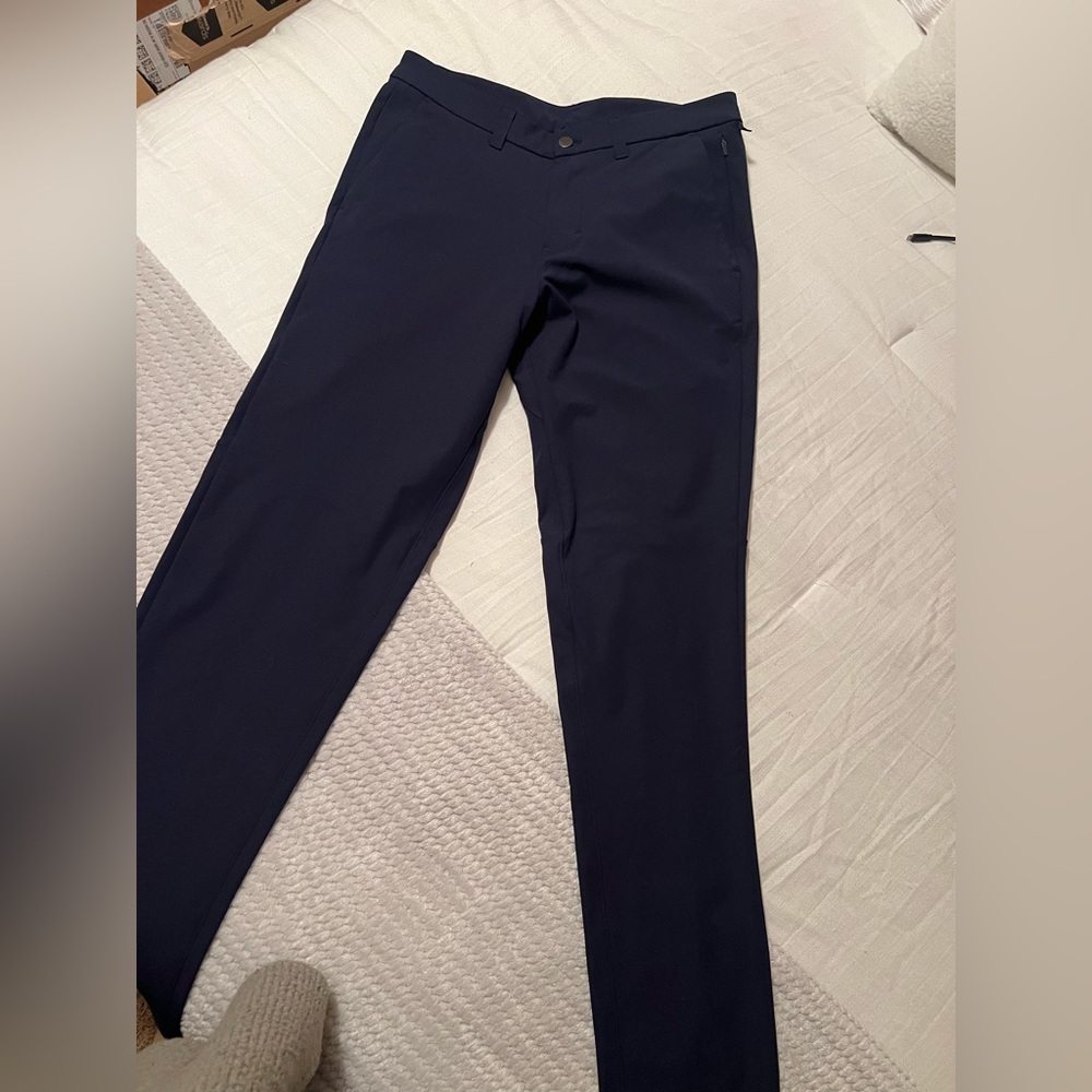 Men’s Lululemon ABC pant - NAVY - 31 x 32